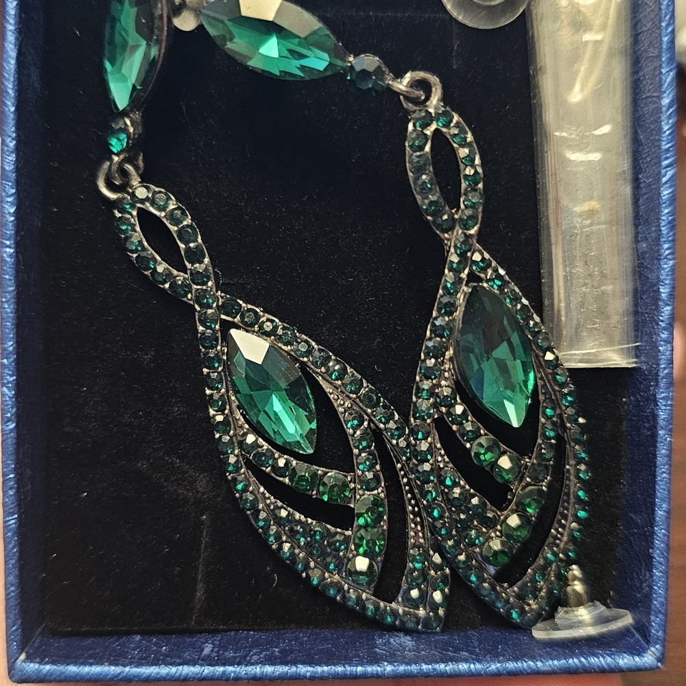 Elegant Green Crystal Earrings